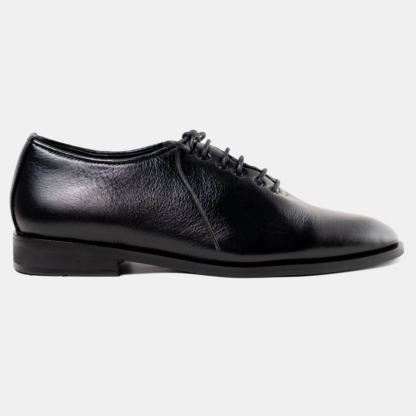 Wholecut Oxford Black