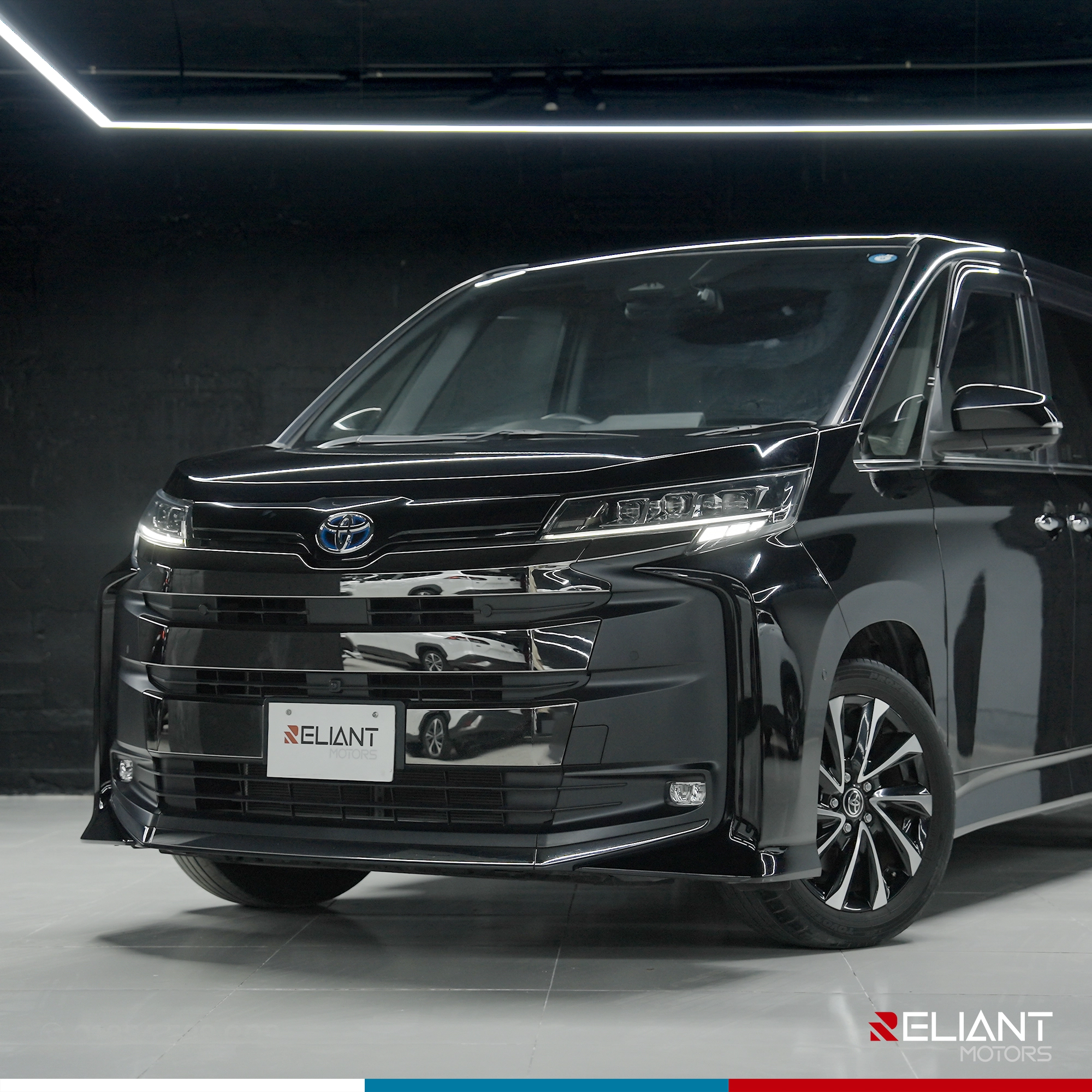 2023 Toyota TOYOTA NOAH 2023 | Reliant Motors Bangladesh